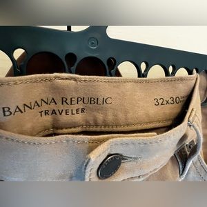 Men’s Banana Republic Traveler Jean